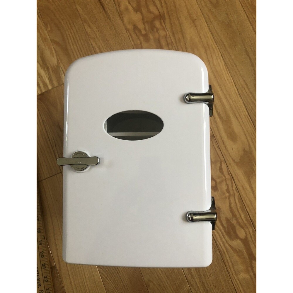 MINI FRIDGE Model LY204E Danielle Electronics 10" x 10" White Cold & Warm option
